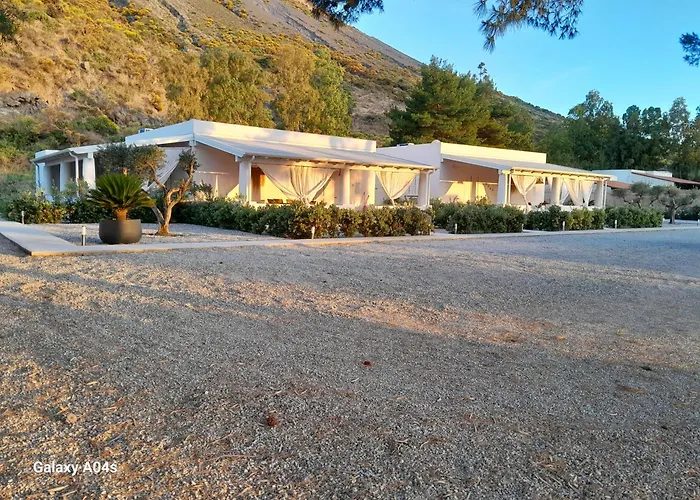 Teia Holiday Apartments